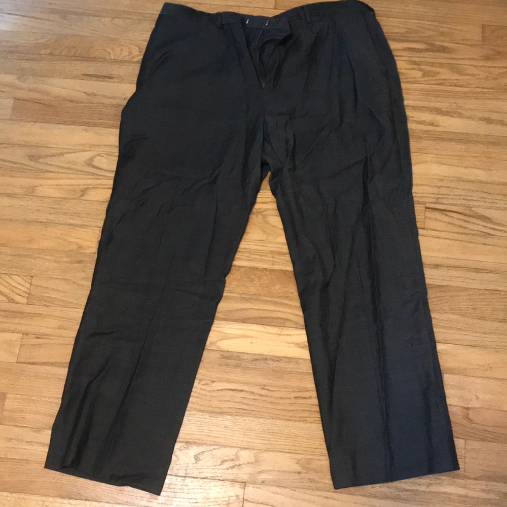 Men’s Claiborne suit